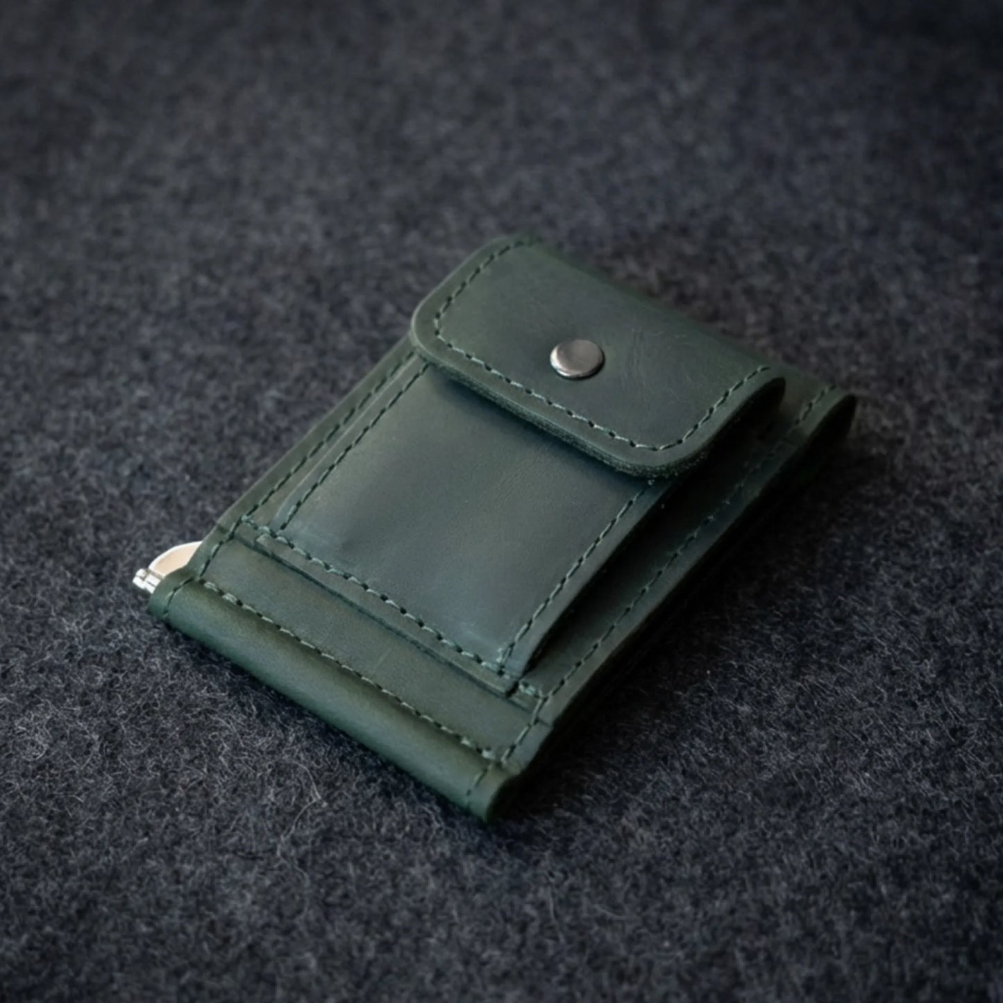 WALLET-CLIPSE-BACK-SIDE-GREEN