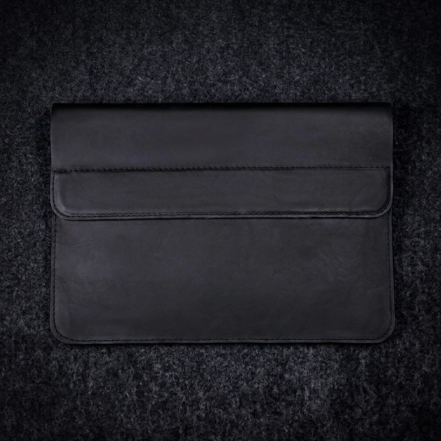 LAPTOP-CASE-BLACK
