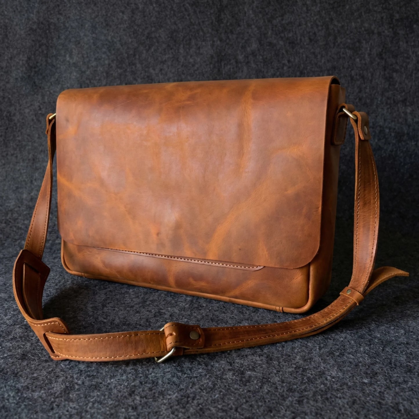 POSTMAN-BROWN