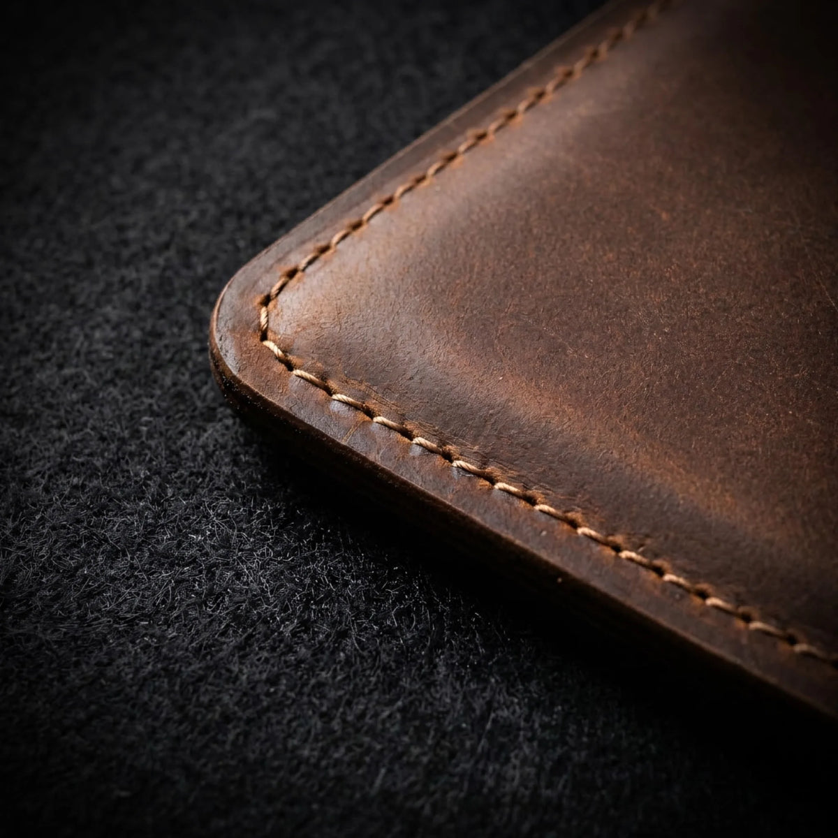 LAPTOP-SLEEVE-LEATHER-005
