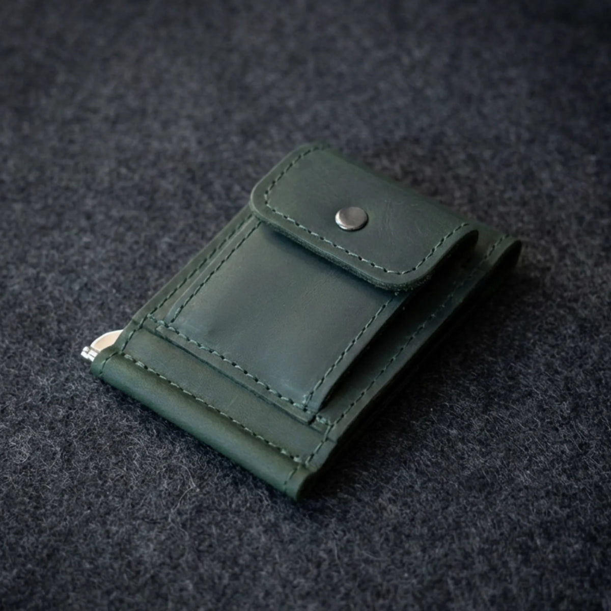 WALLET-CLIPSE-BACK-SIDE-GREEN